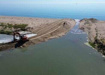 Crotone, collaborazione con Calabria Verde per la pulizia di fossi e canali