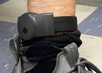 Belvedere Spinello: si rifiuta di indossare il braccialetto elettronico, 29enne finisce in carcere