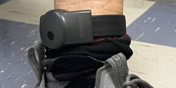 Belvedere Spinello: si rifiuta di indossare il braccialetto elettronico, 29enne finisce in carcere