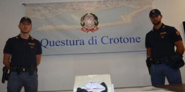 Crotone: corriere della droga arrestato con un chilo di cocaina purissima, era diretto nella movida