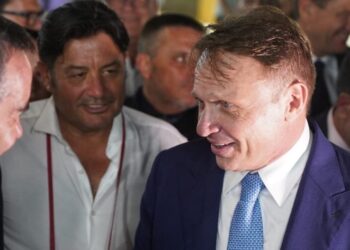 Il Cirò Classico ottiene la DOCG e il riconoscimento DOP UE: traguardo storico per il vino calabrese. Rapani: «Promessa mantenuta»