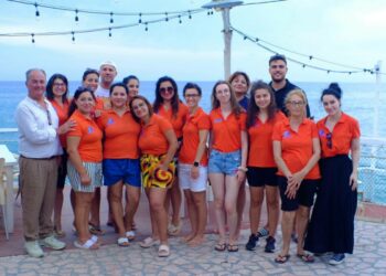 Il Fisiocenter di Cariati rinnova l’evento “Insieme in un mare di emozioni”: riabilitazione, sorrisi e comunità in riva al mare