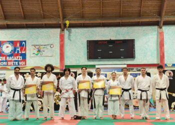 Successo travolgente per il saggio finale di karate dell’ASD Martial Kroton Ryu: entusiasmo, tecnica e passione in scena