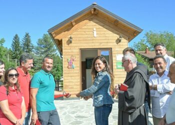 Lorica punta sul turismo e sui giovani: inaugurato il Centro informazioni, in arrivo lungolago e liceo sportivo
