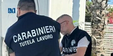 Controlli estivi nei lidi e cantieri tra Cirò Marina e Isola: denunce e sanzioni per oltre 7.500 euro