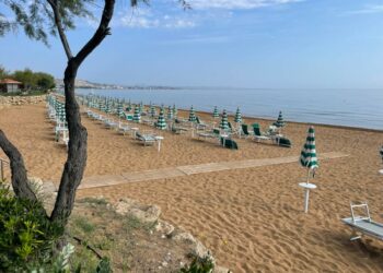 Crotone, nuovo servizio domenicale di bus per collegare il centro alle spiagge: dal 10 agosto al 7 settembre