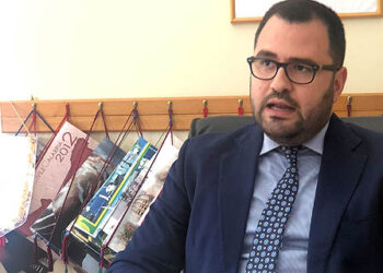 Petilia Policastro, bollette dell’acqua alle stelle: monta la protesta contro Sorical e Arrical