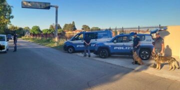 Crotone, maxi operazione della Polizia: sequestrata sala giochi abusiva a Isola Capo Rizzuto e controllate oltre mille persone