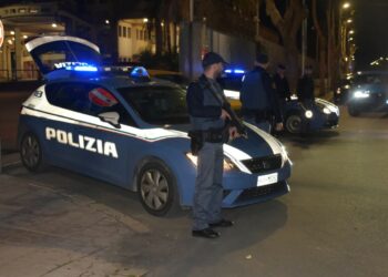 Crotone: la Polizia di Stato arresta giovane egiziano accusato di violenza sessuale su un treno a Novara