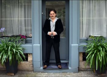 Peppe Voltarelli al WOMAD in Sud Africa e negli Emirati Arabi Uniti con Luca Ciarla