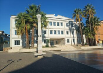 Cutro: inaugurata la scuola di piazza Di Bona, opera storica da 2,5 milioni di euro per la città