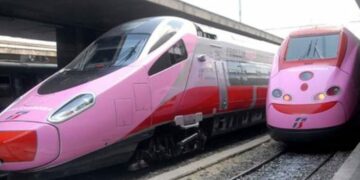 Frecciarosa 2025 in Calabria: la prevenzione del tumore al seno viaggia anche su due treni regionali tra Cosenza e Lamezia Terme
