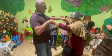 Cirò Marina, la scuola dell’infanzia “Il Bosco Incantato” festeggia i nonni: una giornata di amore, memoria e riflessione