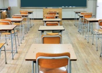 Crotone, scuole chiuse venerdì 10 e sabato 11 ottobre per lavori sulla condotta idrica