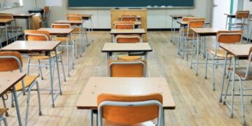 Crotone, scuole chiuse venerdì 10 e sabato 11 ottobre per lavori sulla condotta idrica