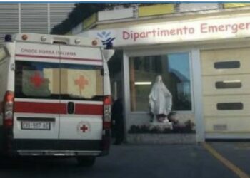 Bambino di 11 anni di Cirò Marina precipita dal balcone a Roma per salutare la sorellina: Rocco lotta per la vita