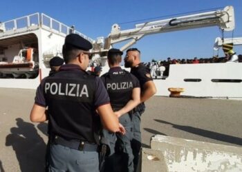 La Polizia di Stato trae in arresto latitante responsabile di un’organizzazione dedita alla tratta di essere umani