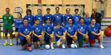 Pallamano Crotone riparte dalla formazione dei giovani: al via la 48ª stagione con campionato Under 18 e open day al Palakrò