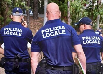 Cirò Marina, la Polizia Locale sequestra un ristorante per violazione delle ordinanze comunali