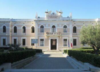 Soroptimist Club di Crotone: plauso agli studenti del Liceo Classico “Pitagora” per il progetto “Senza scorciatoie”