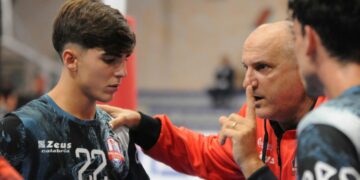Storica prima vittoria in Serie B per i Tritoni della Pallavolo Crotone: 3-0 netto contro la Raffaele Lamezia