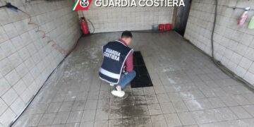 Crotone: controlli ambientali della Guardia Costiera, tre titolari deferiti all’Autorità Giudiziaria