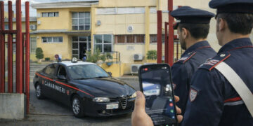 Cirò Marina, evade dai domiciliari e si riprende sui social: denunciato dai Carabinieri