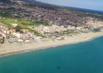 Cirò Marina, i Carabinieri sequestrano un immobile abusivo a 300 metri dal mare