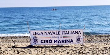 Cirò Marina inaugura il nuovo anno con il 13° Tuffo di Capodanno, partecipazioni aperte