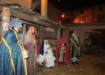 Strongoli, il presepe vivente fa rivivere Betlemme: XV edizione tra fede, tradizione e comunità