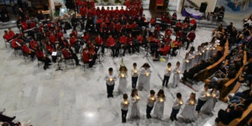 “In…canto di Natale tra luci e colori”: musica, inclusione e comunità per il Natale dell’Ic Papanice Alfieri