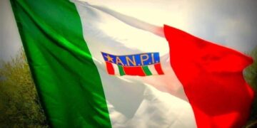 Contro la violenza di genere: il confronto al CSV di Crotone e la responsabilità culturale tra scuola e democrazia