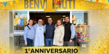 ARD discount festeggia un anno di attività: domani 18 dicembre la festa con Babbo Natale per ringraziare Cirò Marina