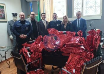 Solidarietà in carcere a Crotone: donati giocattoli ai figli dei detenuti dall’Ordine Cavalleresco