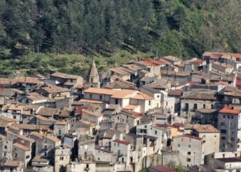 Anziano di Longobucco: dopo le dimissioni dall’ospedale, dove è stato fatto tutto il necessario, attivata subito la presa in carico e garantita l’assistenza domiciliare