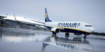 Ryanair celebra 5 milioni di passeggeri sulla rotta Lamezia-Milano Bergamo e 1 milione sulla Lamezia-Londra Stansted