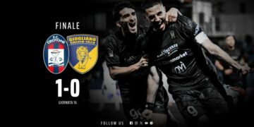 Calcio, Serie C, 16a giornata: Crotone vs Giugliano 1-0