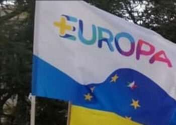 Crotone sempre più isolata: +Europa contro la soppressione della tratta aerea Crotone–Treviso