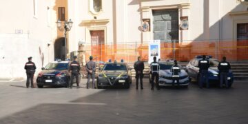 Controlli interforze nel centro storico: affitti in nero, irregolarità urbanistiche e verifiche su cittadini extracomunitari