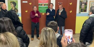 Scala Coeli, conclusa con successo la mostra “OMAGGIO A FRIDA”: Fusco e Tridico uniscono arte e il dialogo europeo nel borgo natale