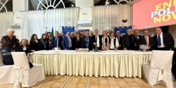 Petilia Policastro, il Rotary unisce solidarietà e bellezza: successo per la cena benefica alla “Favola Antica”