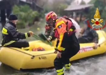 Maltempo in Calabria: i Vigili del Fuoco di Crotone in supporto al Comando di Cosenza