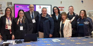 Torre Melissa, studenti protagonisti del Safer Internet Day 2026: istituzioni e forze dell’ordine unite per la sicurezza in rete