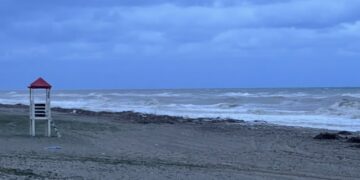 Calabria, in arrivo il ciclone Ulrike: vento forte e mareggiate lungo le coste