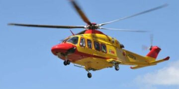 Scontro tra due auto sulla Statale 106 a Cariati: feriti e traffico in tilt, attivato l’elisoccorso