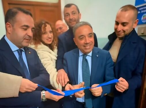 Forza Italia, inaugurata a Cirò Marina la segreteria cittadina in piazza Diaz