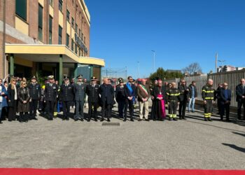 Polizia Penitenziaria incontra gli studenti del “Miraglia” di Strongoli: orientamento, legalità e nuova narrazione del carcere