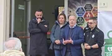 Cirò Marina, inaugurata la nuova sede della N.E.S.T.: donate attrezzature salvavita alla comunità