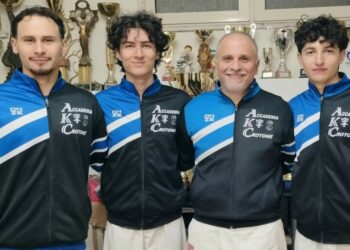 Accademia Karate Crotone protagonista agli Assoluti di Ostia: esperienza e crescita tra i migliori d’Italia