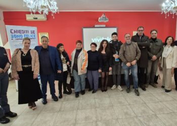 “Chiediti se sono felice”: a scuola storie di dolore che diventano forza contro bullismo e violenza